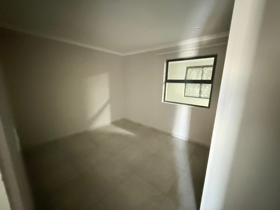 3 Bedroom Property for Sale in Parklands East Western Cape